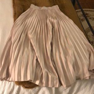 h&m pleated midi skirt